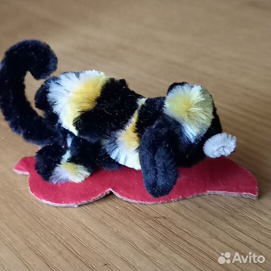 Игрушки из синильной проволоки