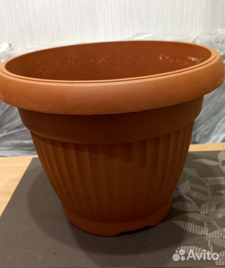 Горшки для цветов