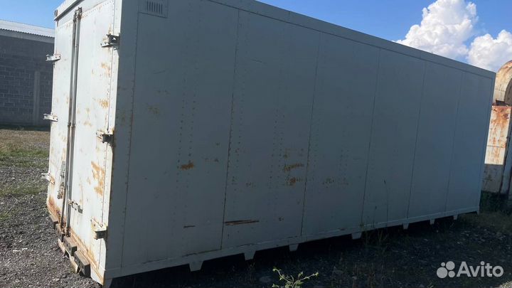 Цистерны емкости бочки