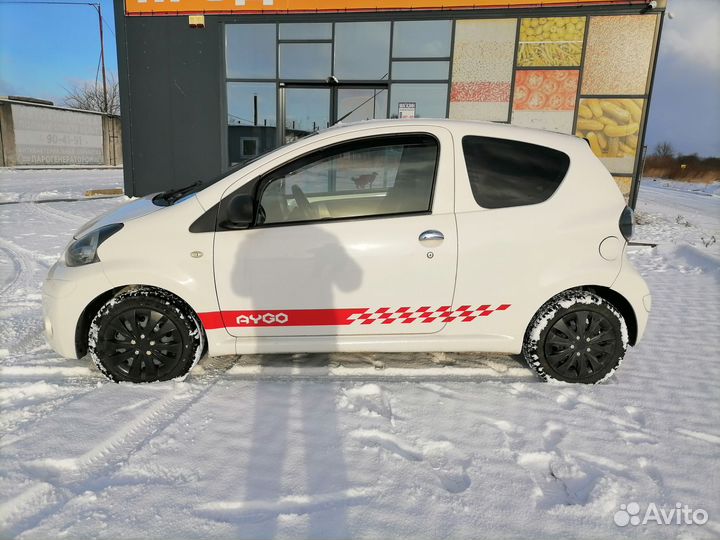 Toyota Aygo 1.0 МТ, 2011, 135 700 км