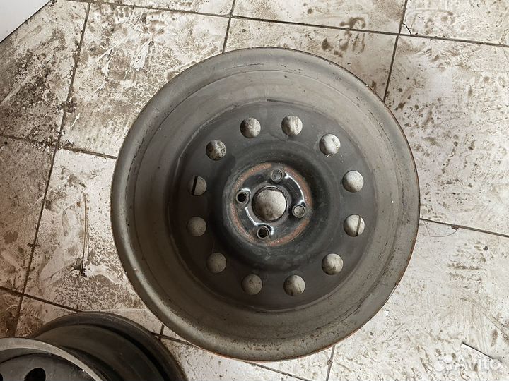 Штампованные диски 15