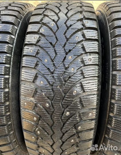 Pirelli Formula Ice 215/65 R16