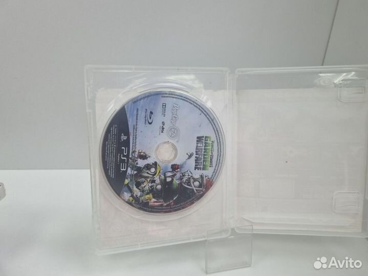 Игровые диски. Sony Playstation 3 plants VS zombie
