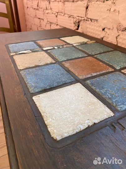 Столик на станине швейной машинки Singer