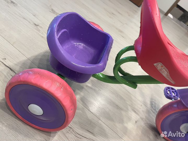 Трехколесный велосипед для девочки