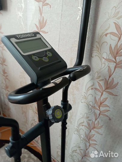 Эллиптический тренажер