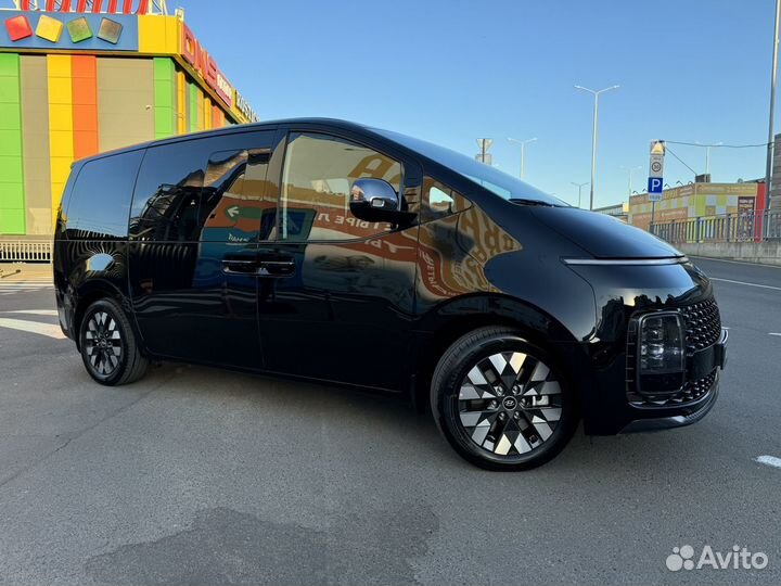 Hyundai Staria 3.5 AT, 2024, 50 км