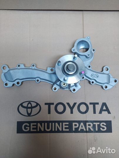 Помпа водяная Toyota Land Cruiser Prado 150