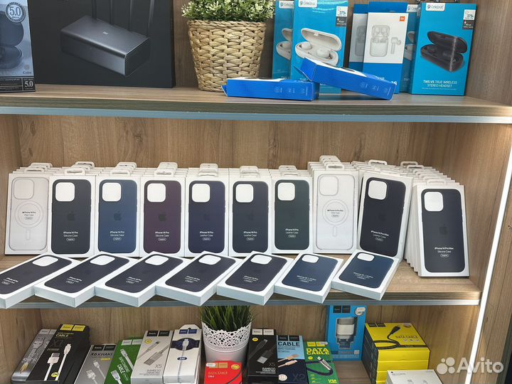 Оригинльные чехлы для iPhone 14 pro