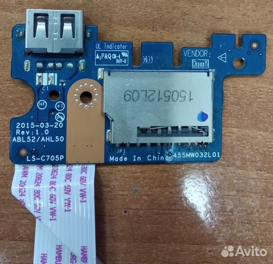 Дополнительная плата с разъемами USB и картридер