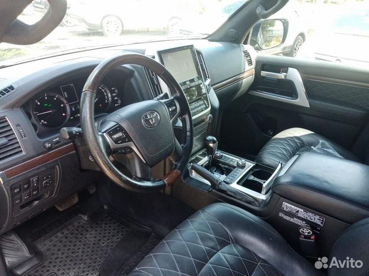 Toyota Land Cruiser 4.5 AT, 2018, 117 800 км