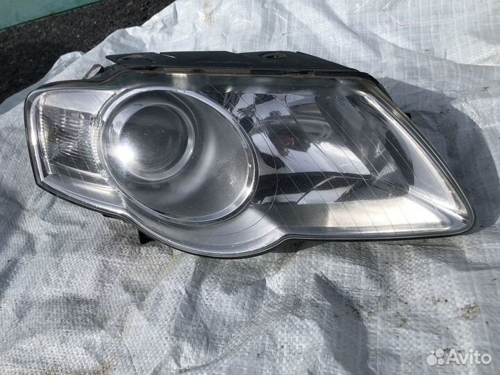 Фара передняя правая Volkswagen Passat