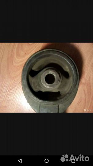 Подушка крепления двигателя