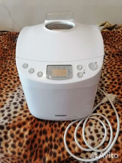 Хлебопечка zelmer на 1 кг