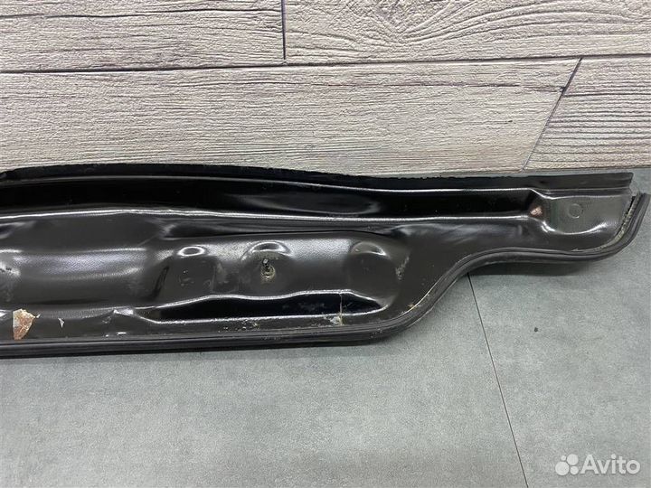 Водосток VW Jetta 2006-2011