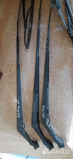 Поводок дворника Тойота Ярис Версо