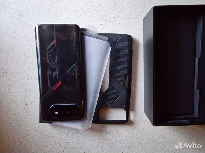 ASUS ROG Phone 6, 12/128 ГБ