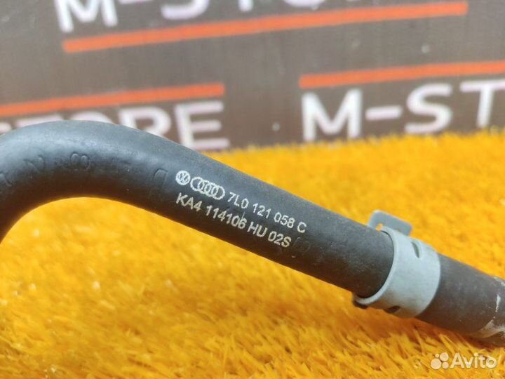 Патрубок системы охлаждения Audi Q7 4LB BHK 2009