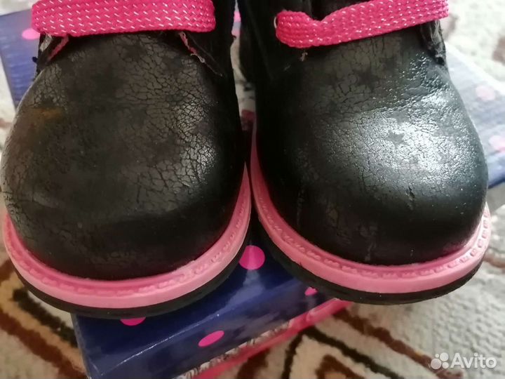 Отдам осенние ботинки