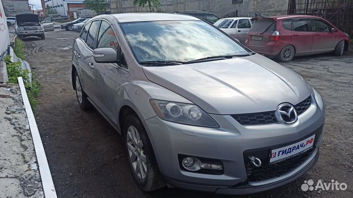 Накладка стекла переднего правого Mazda CX-7 EG21-50-640G