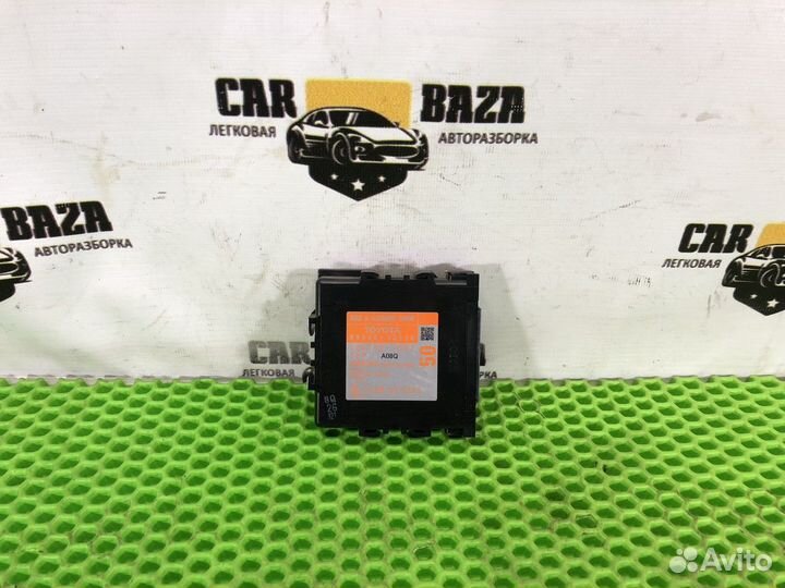 Блок управления парктроником Toyota Camry