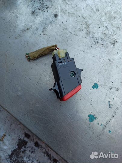 Кнопка аварийки Honda CR-V rd 1