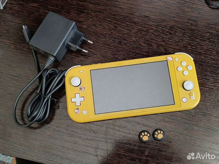 Nintendo switch lite с играми