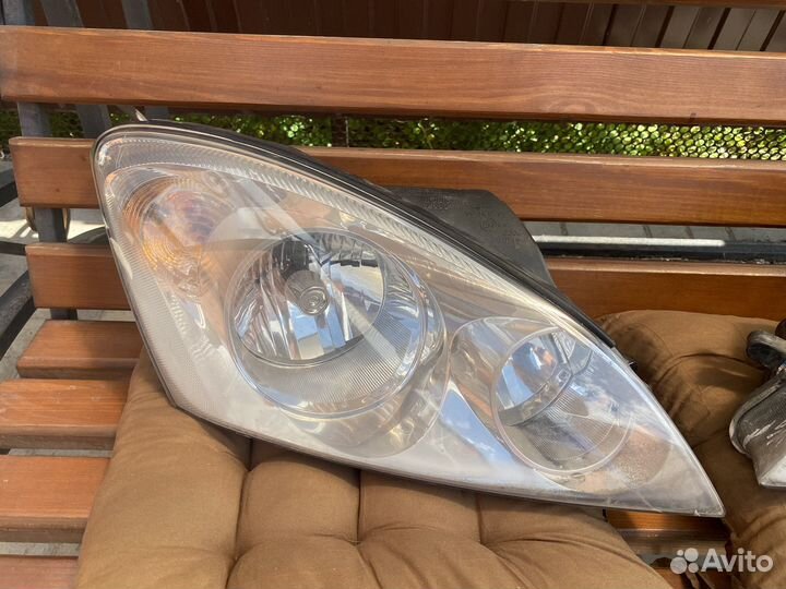 Передние фары kia ceed 1