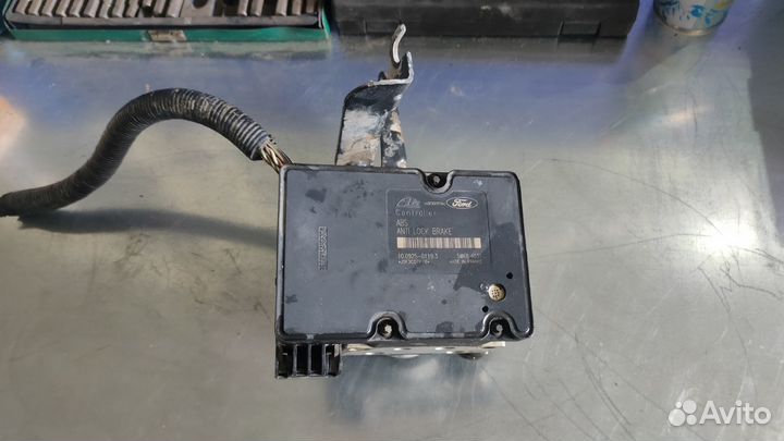 Блок ABS Ford Focus 1 в хорошем состоянии
