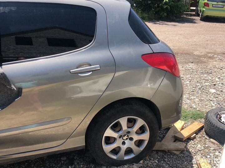 Peugeot 308 Пежо 308 крыло заднее