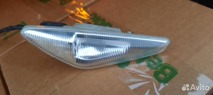 Повторитель поворота в крыло BMW X5 E70