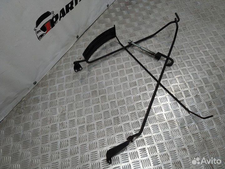 Кронштейн Mitsubishi Outlander II (2005—2009)