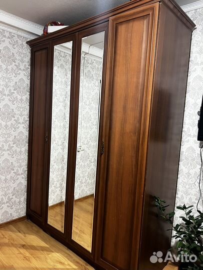 Спальный гарнитур бу