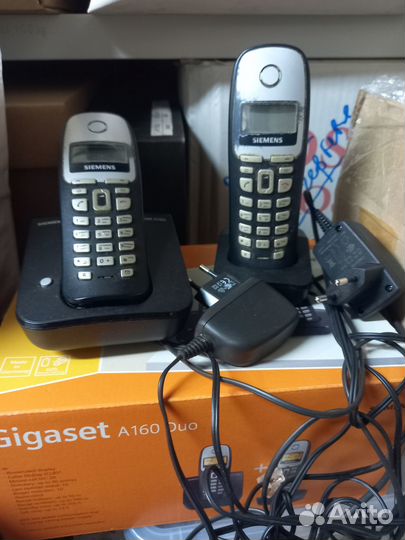 10 штук радиотелефонов,авоответчик, все работающие