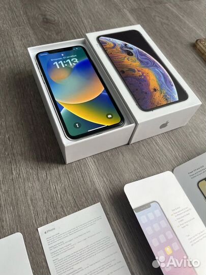 iPhone Xs, 64 ГБ