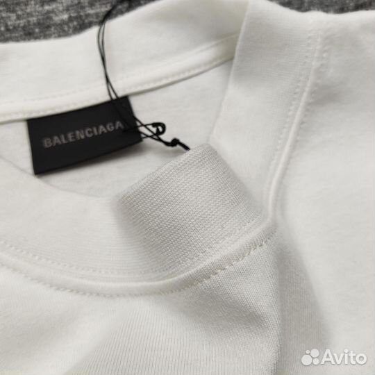 Футболка Balenciaga белого цвета
