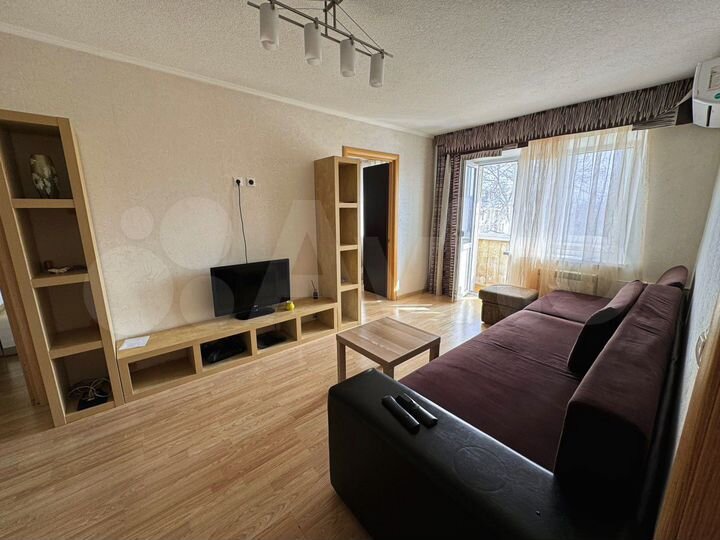 3-к. квартира, 55 м², 5/5 эт.