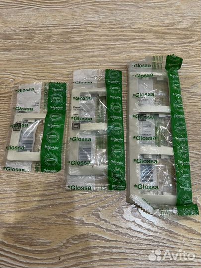 Рамки schneider electric glossa