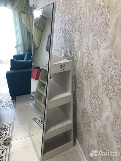Зеркало напольное
