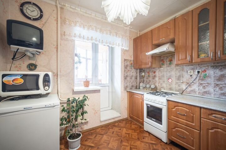 2-к. квартира, 44 м², 6/10 эт.