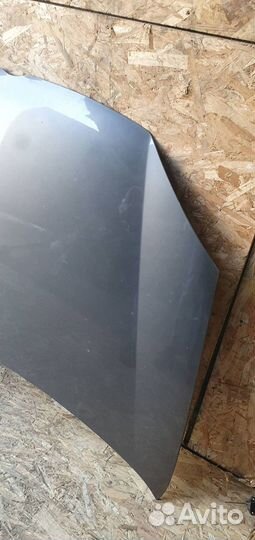 Капот Volkswagen Golf V 2003-2009