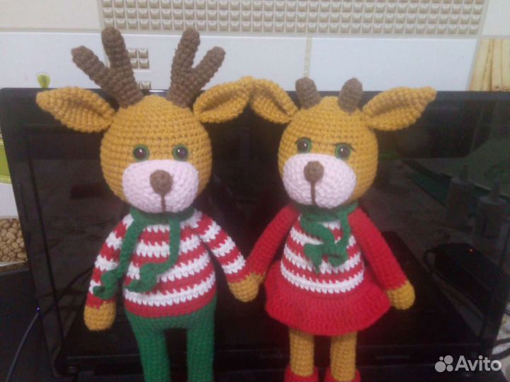 Вязаные олени