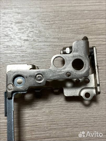 Петля ноутбука HP