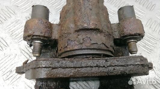 Суппорт тормозной задний правый chrysler voyager 4