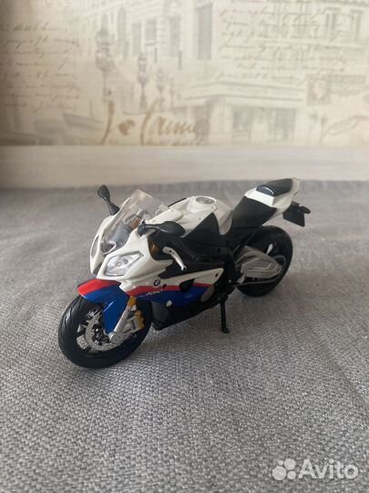 Игрушечный мотоцикл