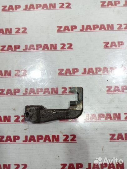 Вилка переключения передач Mitsubishi Pajero Sport