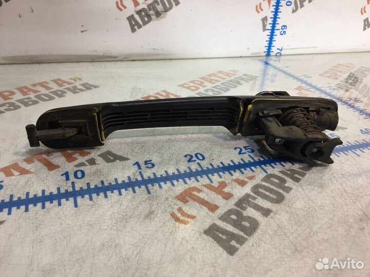 Мерседес Ручка наружняя передней двери Прав