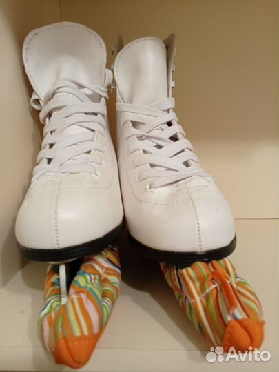 Коньки фигурные