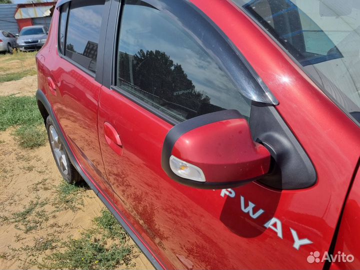 Зеркало правое Рено логан 2 рено сандеро 2 красное