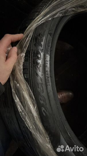 Pirelli Scorpion Winter 285/40 R22 и 325/35 R22 110V